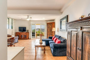 Luxury apartament , sea views private garden